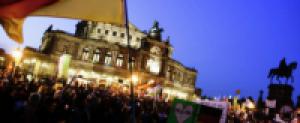 Демонстранты в Дрездене потребовали отставки Меркель